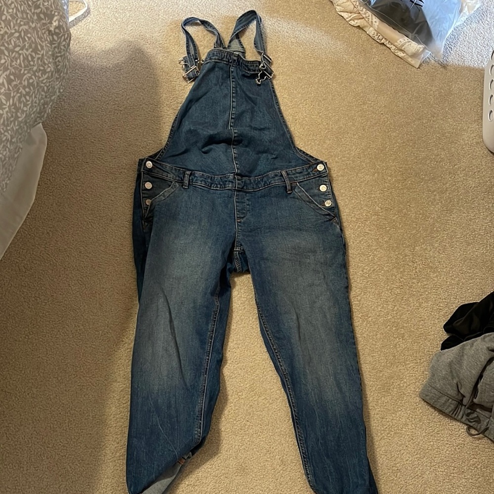 Maternity capri overalls Old Navy